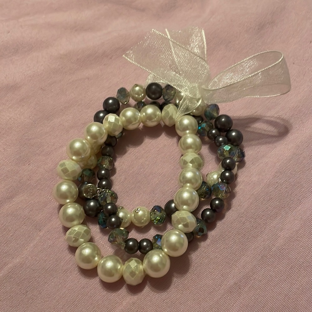 Set of 3 faux pearls bracelet